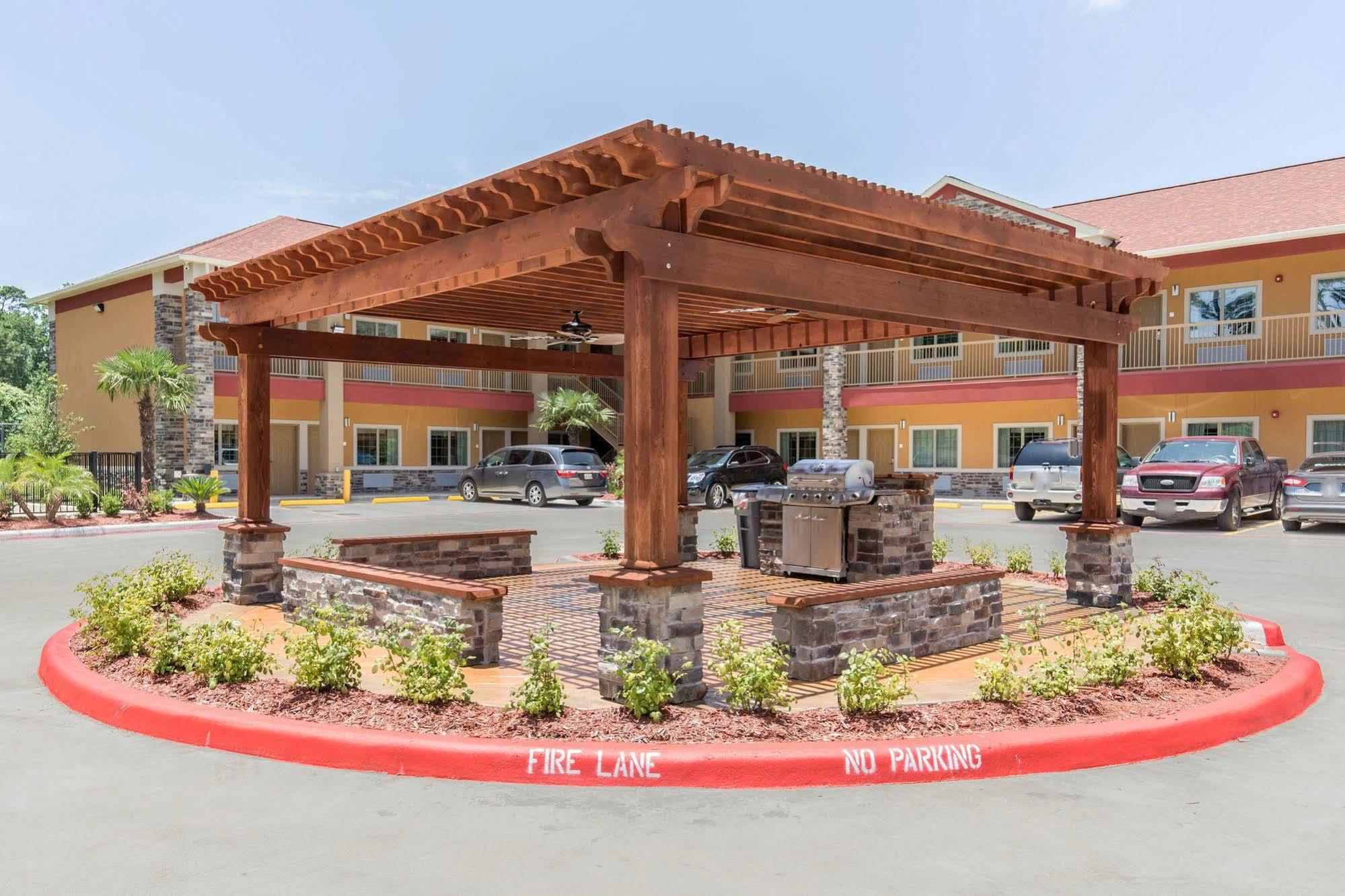Scottish Inns & Suites Spring - Houston North Exterior foto